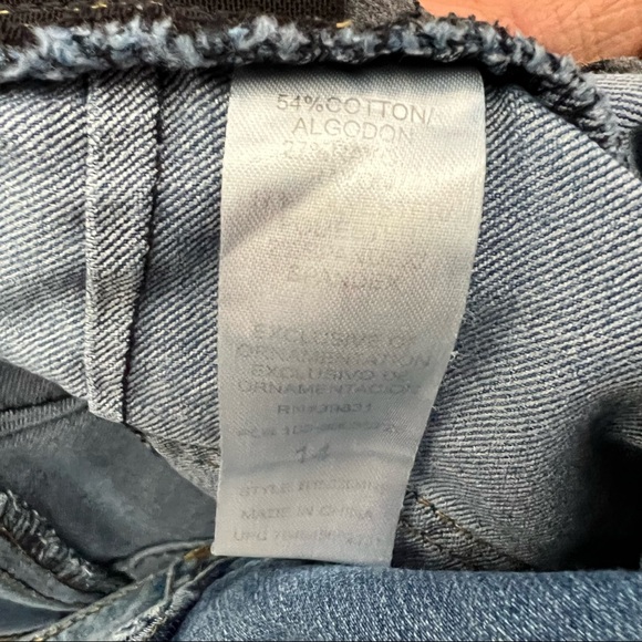 Democracy Ab Technology Cropped Raw Hem Jeans size 14 - Picture 8 of 8